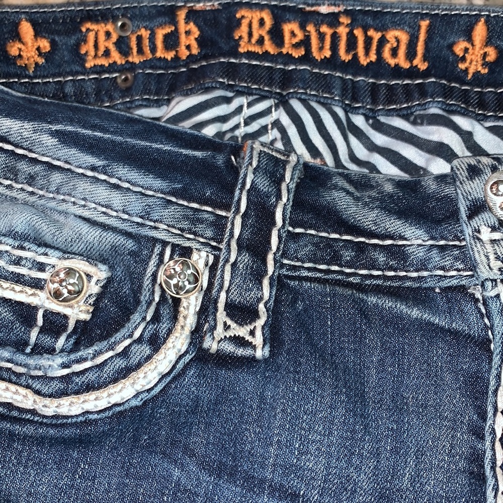 ROCK REVIVAL BRAND NEW SIZE 25 DONNA CAPRI WORN LOOK JEANS - Picture 7 of 9